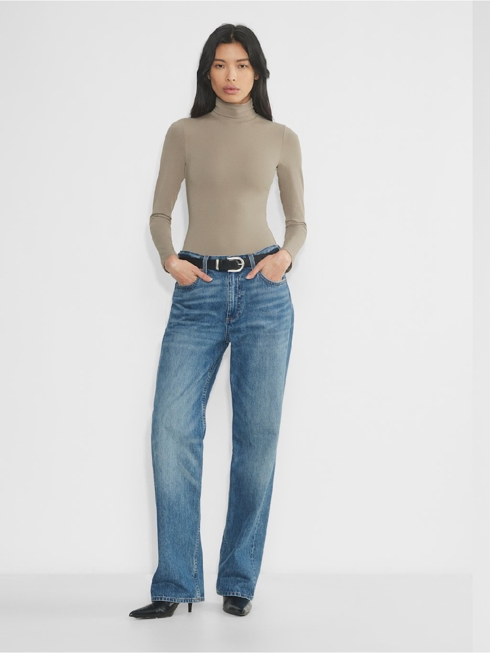 Aritzia Babaton Contour Mock Neck Long Sleeve Bodysuit Nomad Taupe